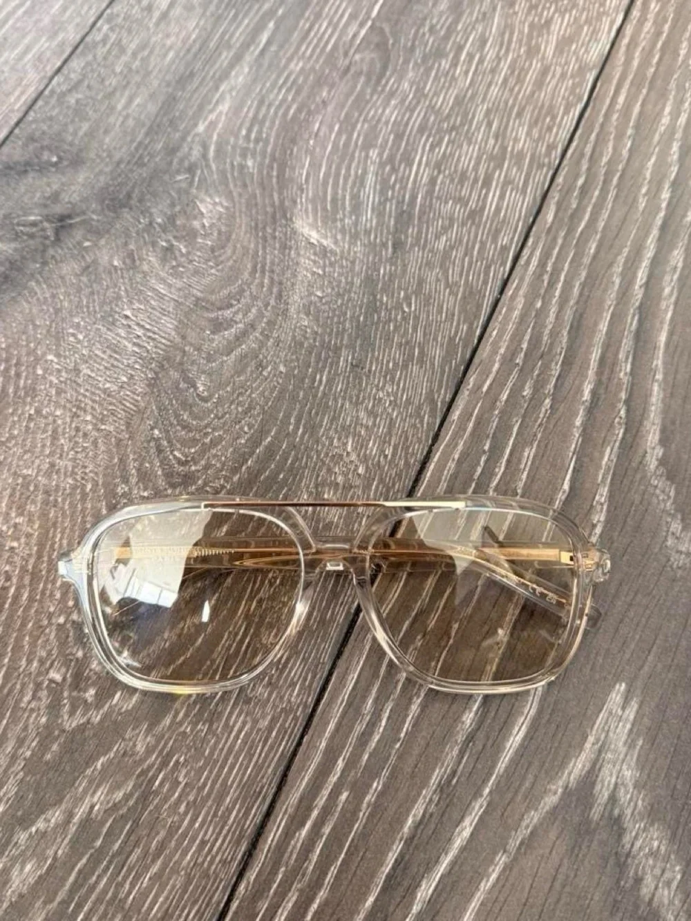 YSL Saint Laurent SL 545